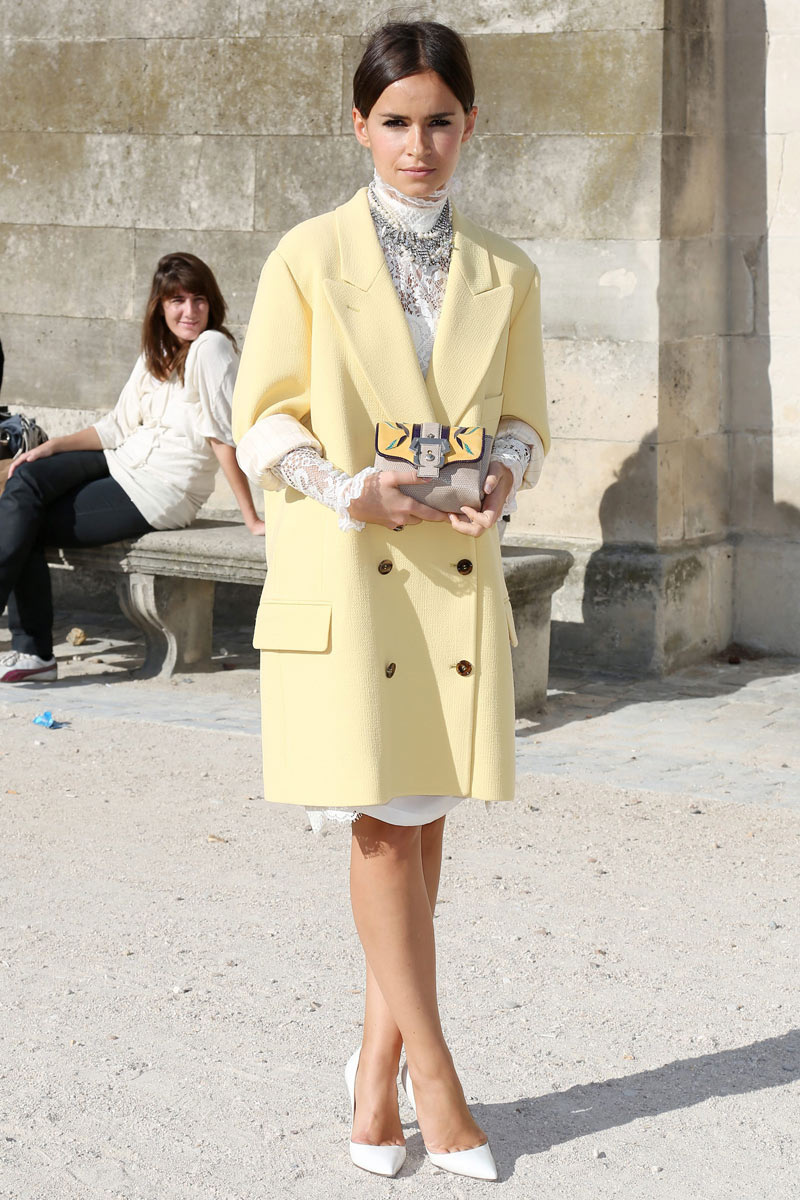 fotos_street_style_miroslava_duma_semanas_de_la_moda_530346360_800x1200