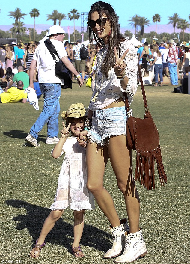 Alessandra Ambrosio e Anja