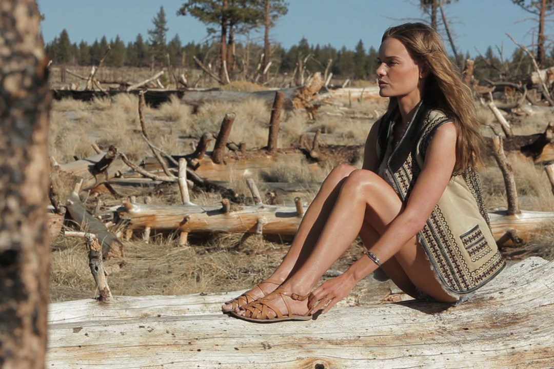 Topshop-Kate-Bosworth-18-Vogue-15May13-PR_b_1080x720