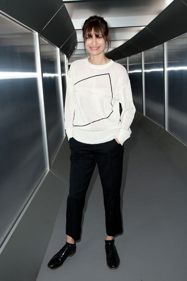 hbz-HC-front-row-chanel-Caroline-de-Maigret-012412-lgn