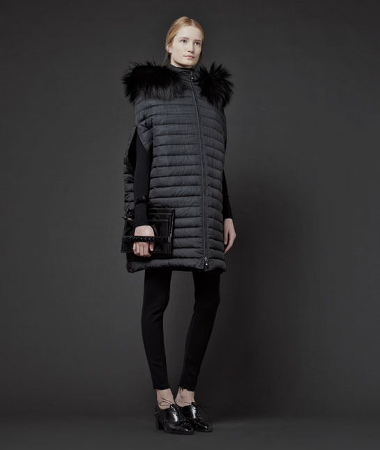 la_collection_subzero_de_valentino__disponible_d__but_septembre_dans_les_boutiques_valentino__de_450_euros____4_790_euros_44934363_north_545x.1