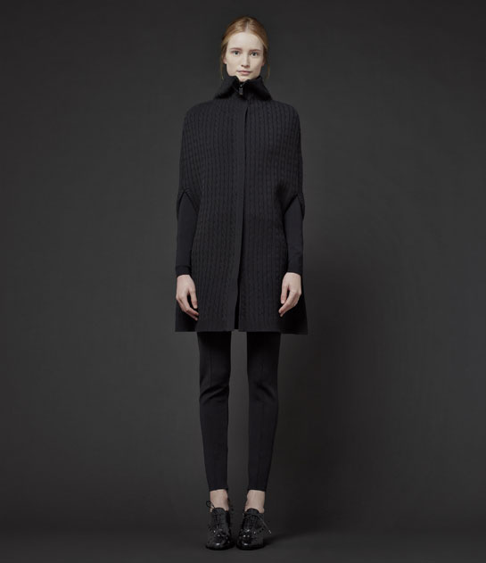 la_collection_subzero_de_valentino__disponible_d__but_septembre_dans_les_boutiques_valentino__de_450_euros____4_790_euros_955630590_north_545x.1