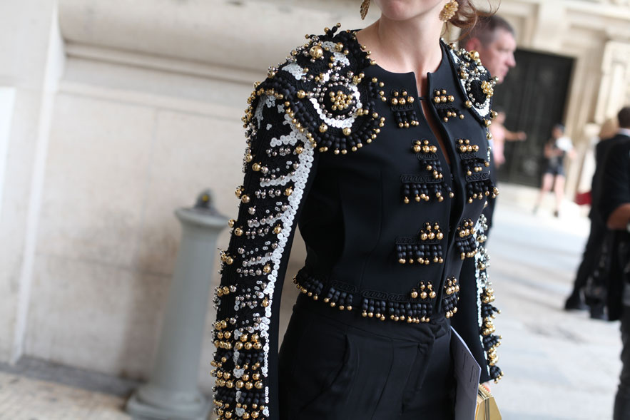 street_looks____la_fashion_week_haute_couture_de_paris__jour_2_496290447_north_883x.1