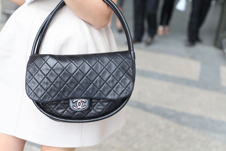 street_looks____la_fashion_week_haute_couture_de_paris__jour_2__861585588_north_883x.1