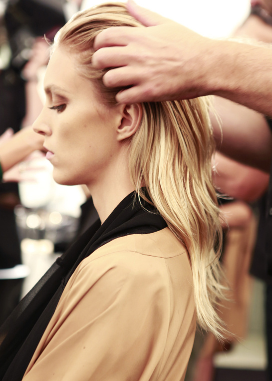 en_backstage_du_defile_gucci_printemps_ete_2014__fashion_week_de_milan__en_coulisse_du_d__fil___463711039_north_545x.1