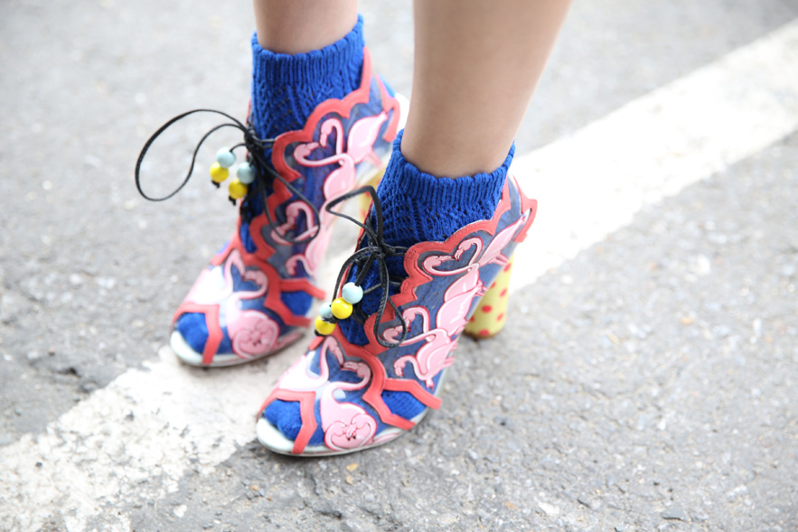 street_look____la_fashion_week_de_paris__jour_1___2_59559170_north_883x.1