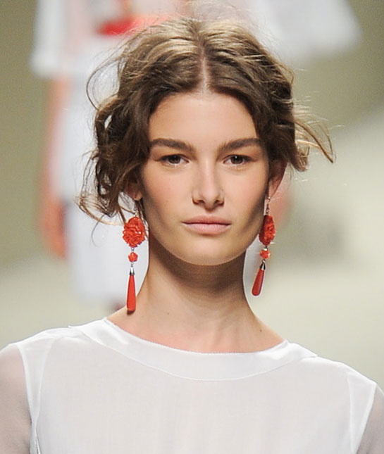 tendances_bijoux_fashion_week_printemps___t___2014_alberta_ferretti_240450780_north_545x