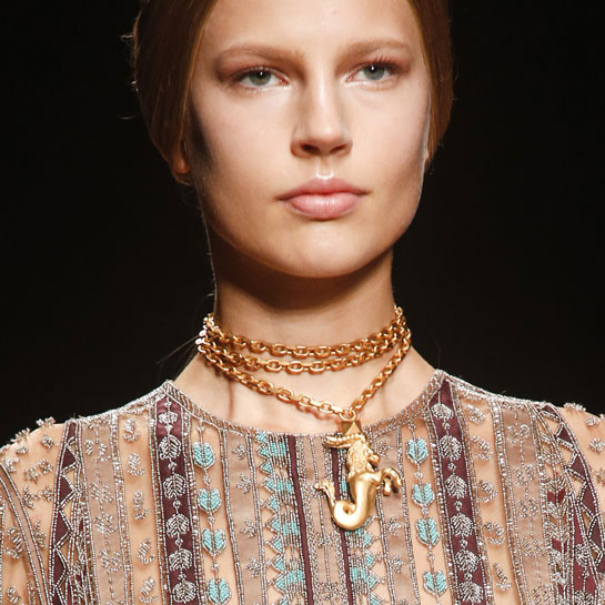 tendances_bijoux_fashion_week_printemps___t___2014_valentino_577848371_north_545x