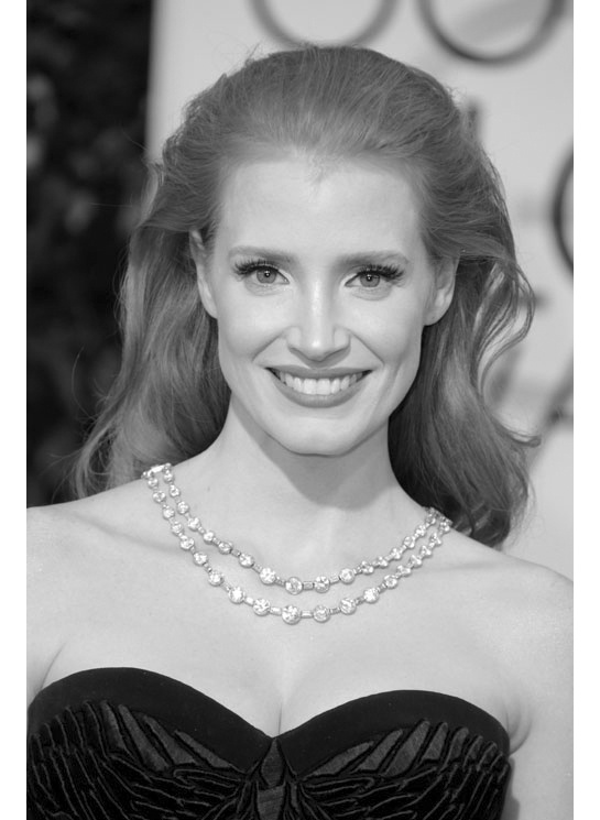 les_plus_beaux_bijoux_des_golden_globes_2014_jessica_chastain_bulgari_845154745_north_545x.1