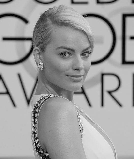 les_plus_beaux_bijoux_des_golden_globes_2014_margot_robbie_van_cleef___arpels_929831975_north_545x.1