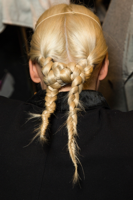 en_backstage_du_d__fil___givenchy_automne_hiver_2014_2015_105629884_north_545x