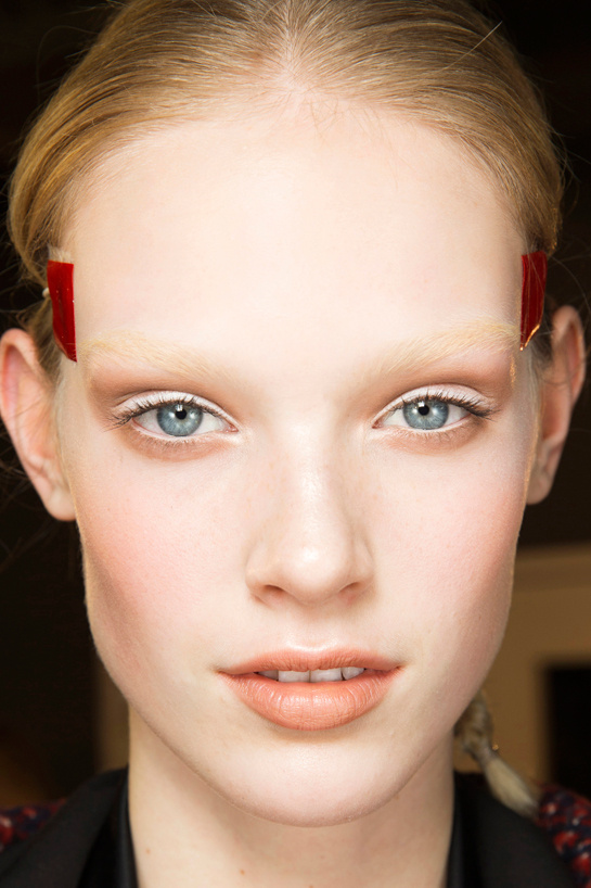 en_backstage_du_d__fil___givenchy_automne_hiver_2014_2015_264539977_north_545x