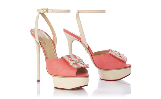 charlotte_olympia_ouvre_une_boutique____miami_pochette_serena_440927959_north_545x