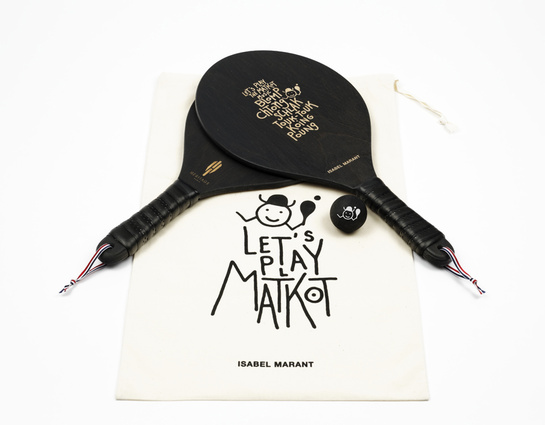 les_raquettes_de_plage_isabel_marant_x_heritage_paris_498788265_north_545x