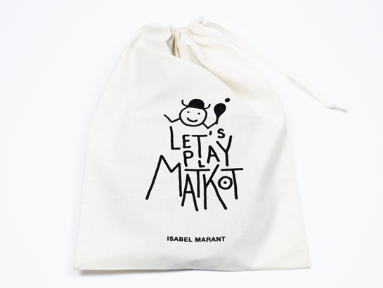 les_raquettes_de_plage_isabel_marant_x_heritage_paris_787393477_north_545x