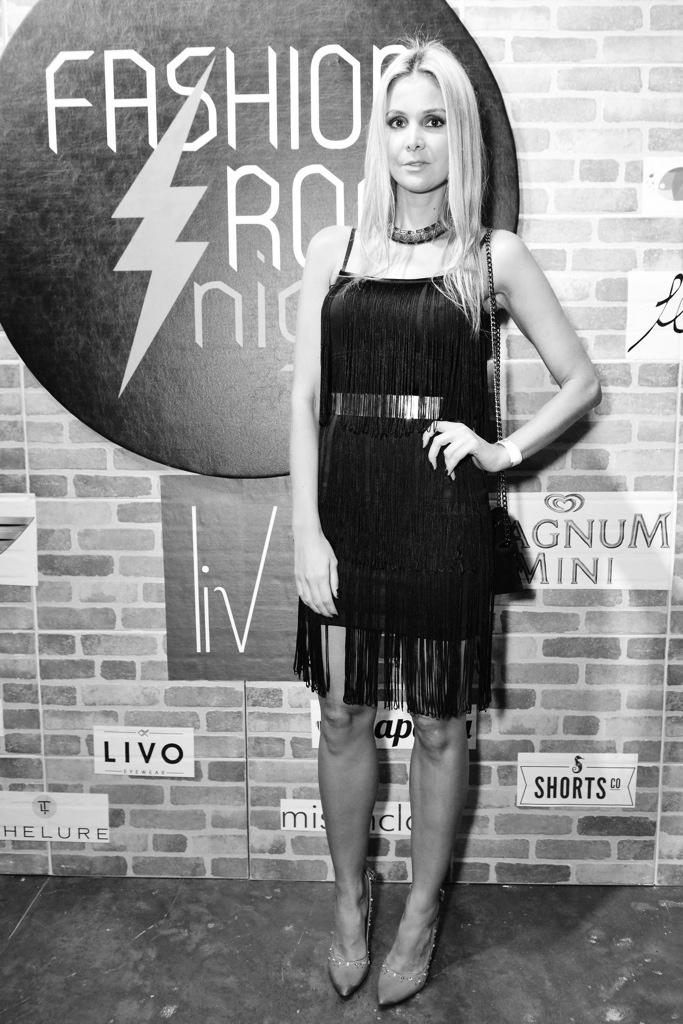 JULIANA MEIRELES 01