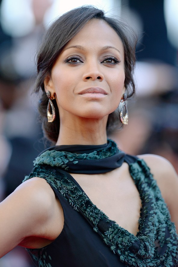 Zoe-Saldana-Vogue-16May14-PA_b_592x888_1