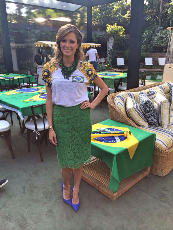 BDAY Helena Bordon photo 4-3