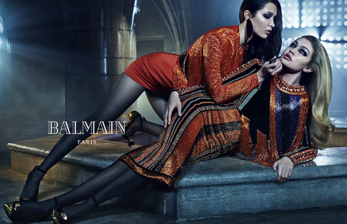Gigi e Bella Hadid para Balmain