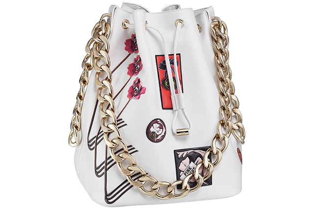 640-Dior-Bubble-bag-in-white-paradise-calfskin-badges-in-leather