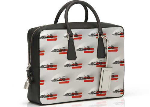 prada_travel_mto_ss16_9_jpg_6681_north_499x_white