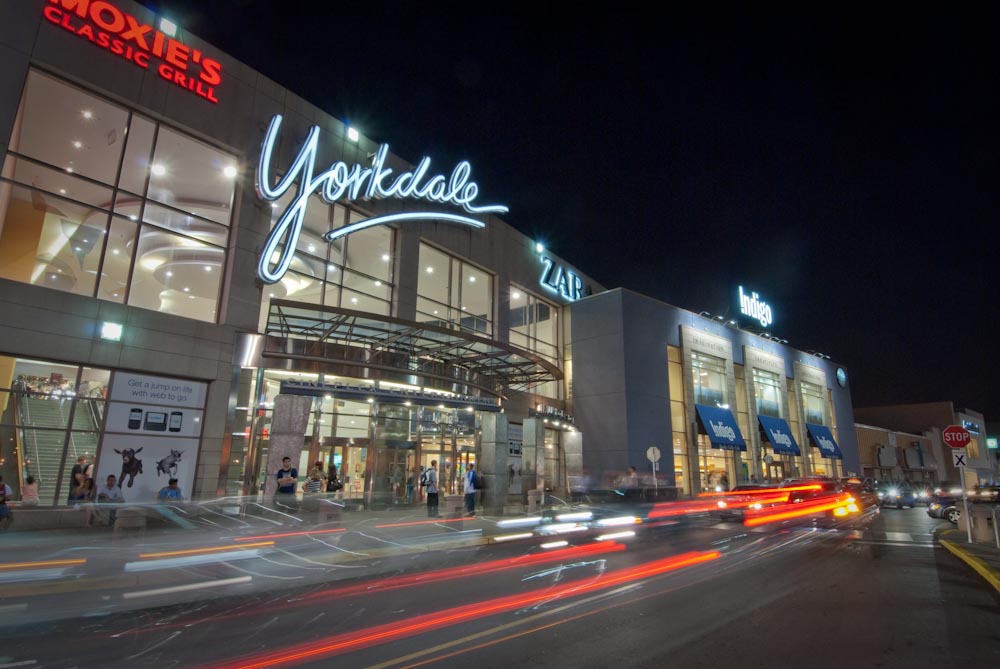 yorkdale-mall-at-night