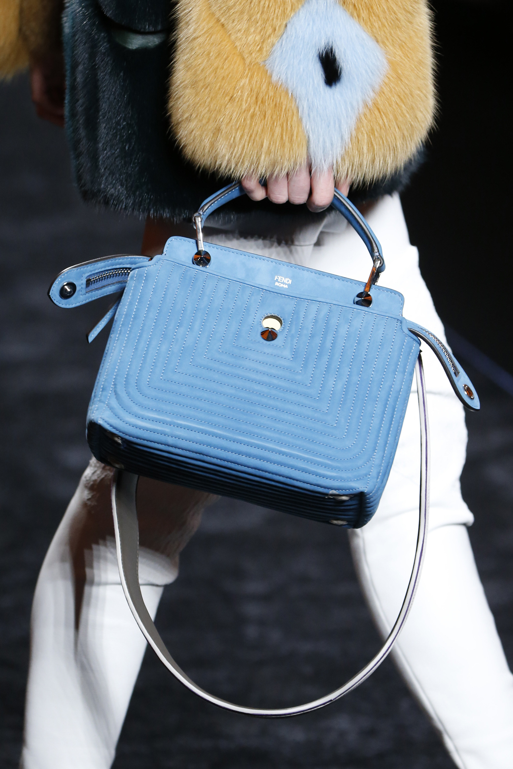 fendi teddy bolsa
